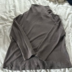 Lululemon Dusty purple merino wool/nylon blend sweater